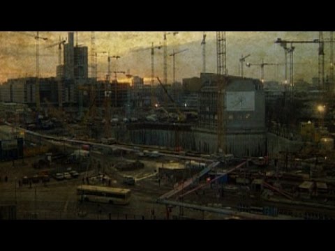 Video: Von einem aus den 1990er Jahren stammenden Backsteinhaus zu einer modernen Strandresidenz