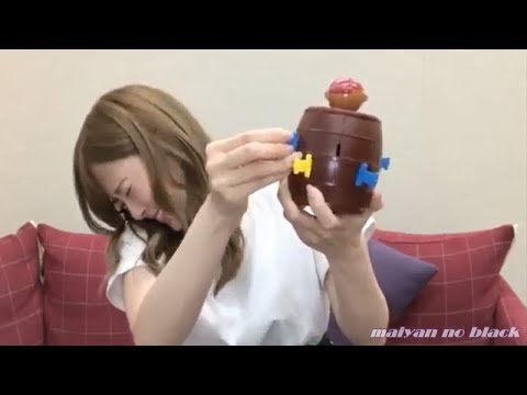 白石麻衣「まいやん危機一発！挿し込む瞬間の表情と声に、男の子たちは、ざわざわする！」
