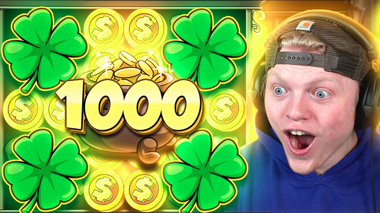 I Got My BIGGEST WIN On The New LE SANTA Slot! (8000x)