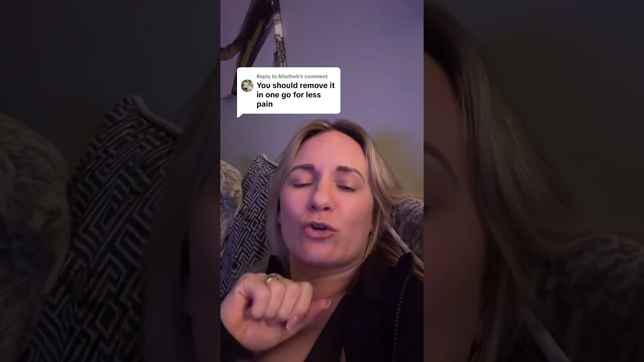 Why it doesn’t need to be pulled in one go! #brazilianwax #waxing #bikiniwax