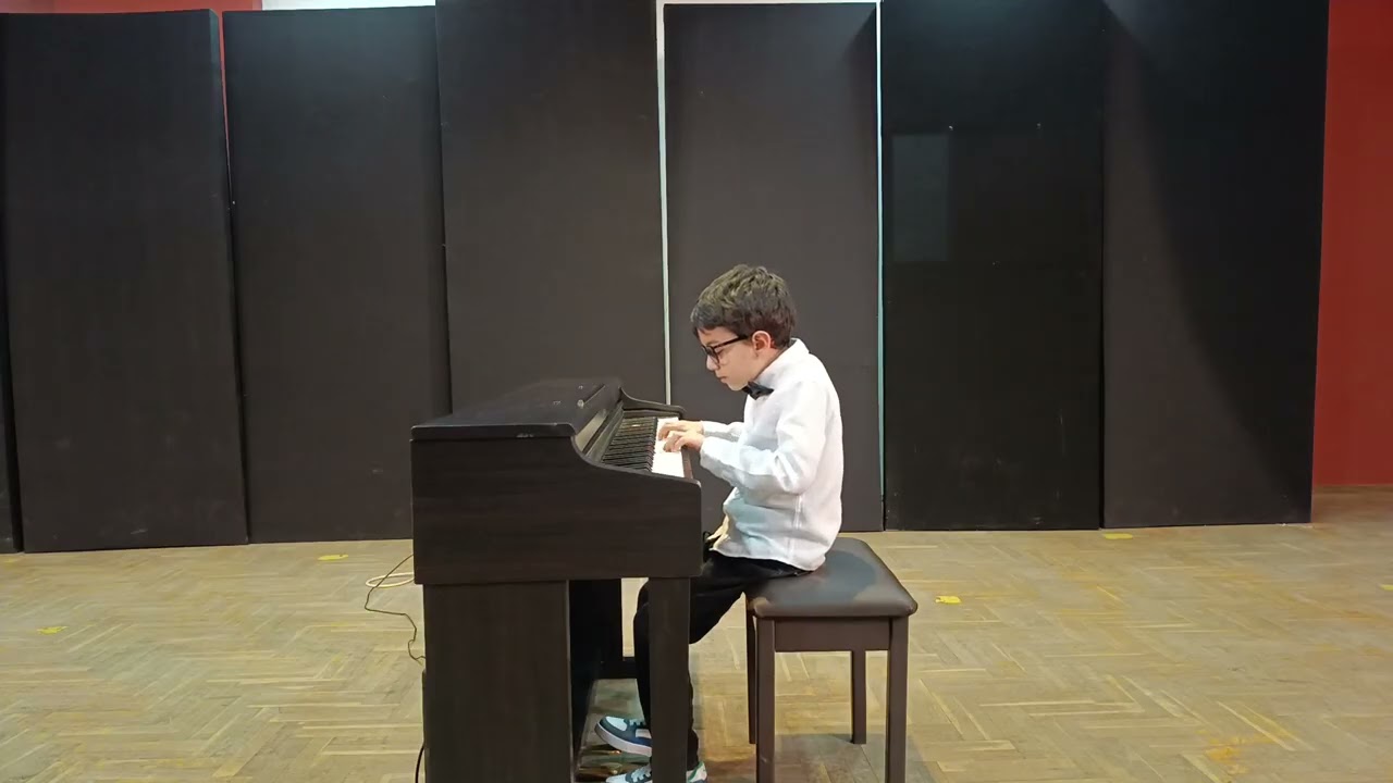 Uras Efe Değerli - N. Paganini Variations (arranged by N. Vygodsky)