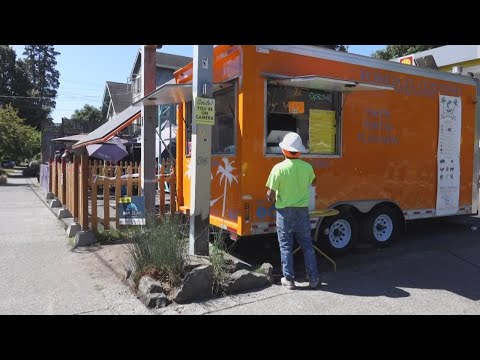 Video thumbnail: 'Tech Taco Truck' in Seattle's Central District provides much more than just food