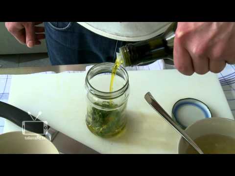 how to make basil vinaigrette/ Basil salad topping / dressing tellerrand.tv quickies