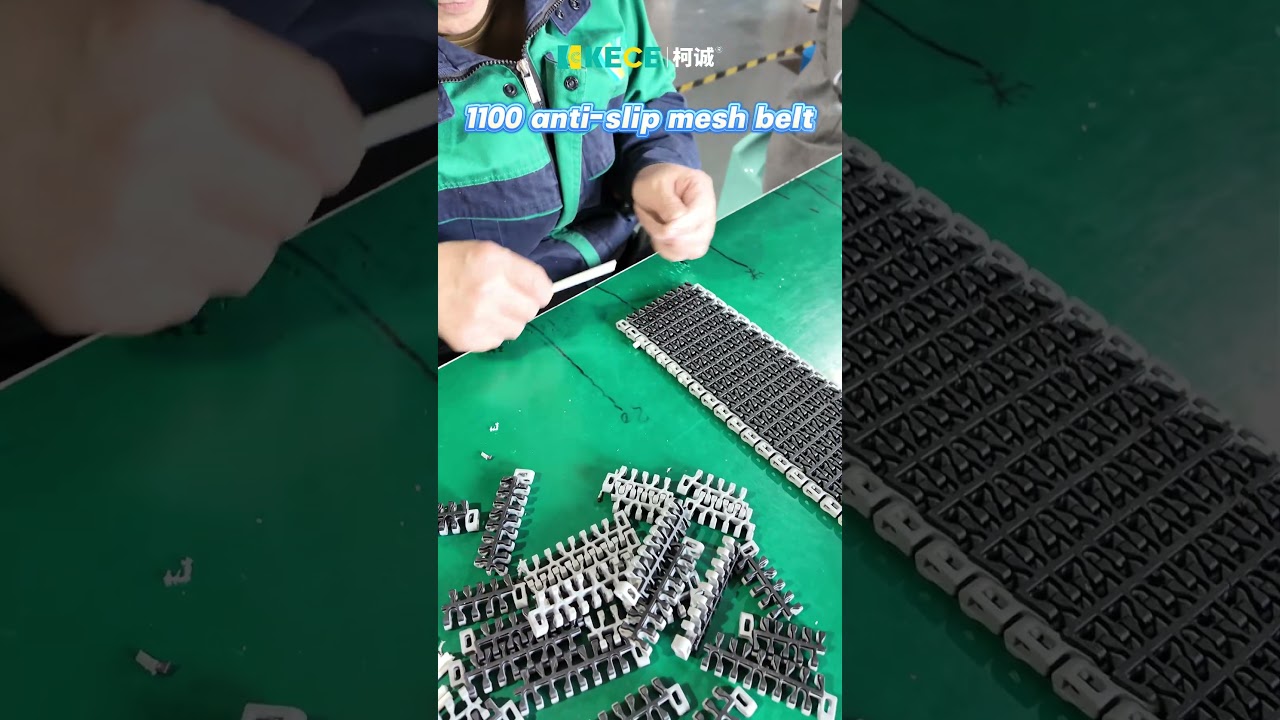 1100 anti slip mesh belt #conveyor #conveyors #palletconveyor #conveyorsystems #conveyorsystem