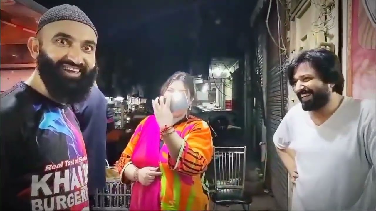 Khyber Burger point. zinger burger burman road shakargarh