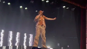 Tinashe performing A Mashup of “Needs” & “All Hands On Deck” in Atlanta