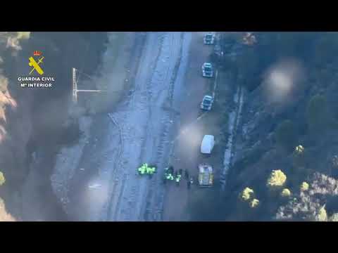 Im&aacute;genes a&eacute;reas de la Guardia Civil del accidente ferroviario