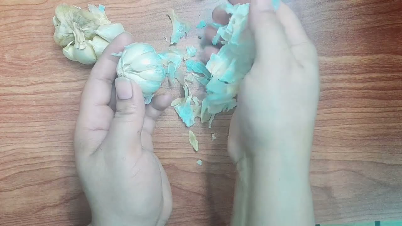 Crunchy Garlic Skin Peeling Sounds | Relaxing ASMR for Sleep & Stress Relief | multi asmr biba 
