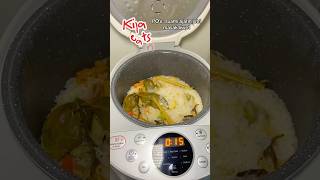 Dibuatin nasi liwet sama suami🫶🏻 #kuliner #sunda #nasiliwetricecooker