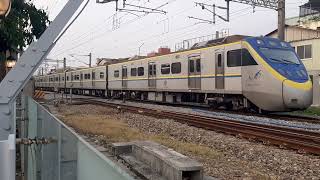 暮色微笑號！3247次，EMU800區間普通，民雄進站。