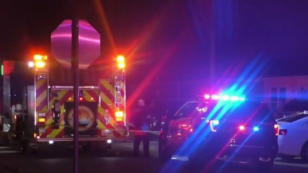 Woman in critical condition after being shot at home in La Marque - YouTube