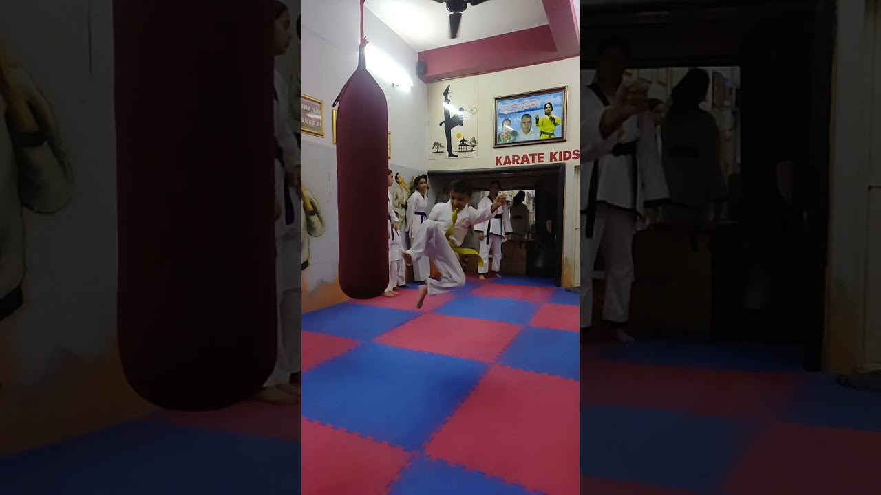 Aarush Bangar presented flying kick 