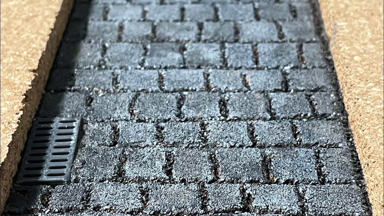 Haull Christmas Village Mat - Cobblestone Road Design, 120 X 12 Cm Festive Display Mat