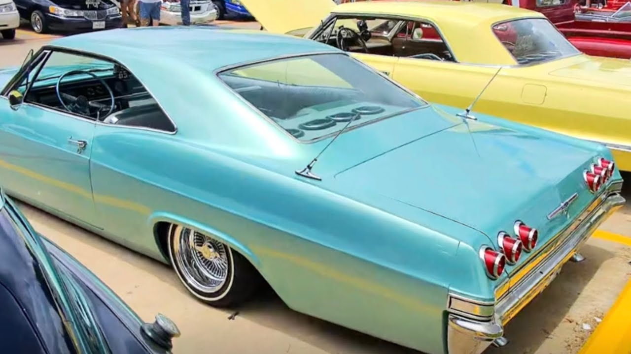 Потратил более 1000 долларов на машинки Hot Wheels.