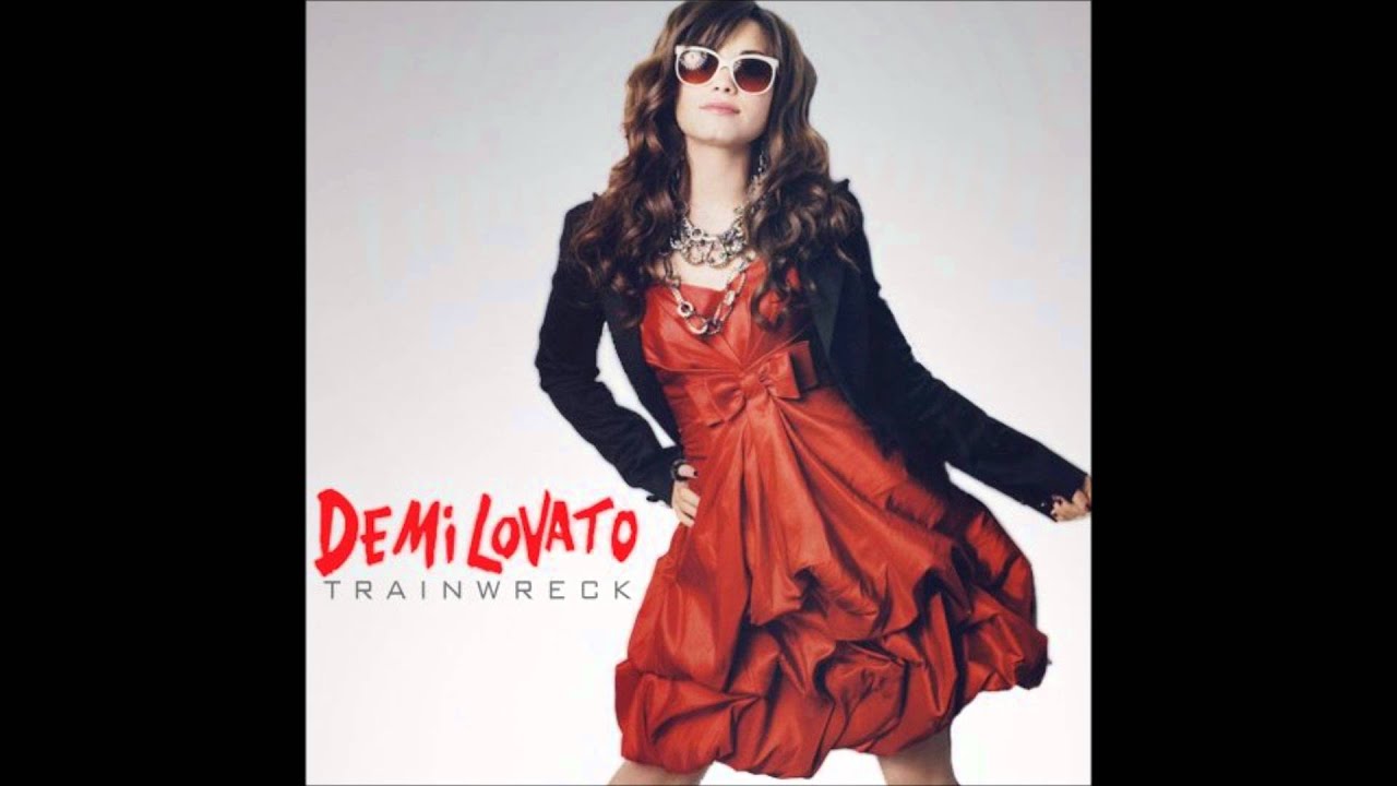 Demi Lovato - Trainwreck Karaoke / Instrumental with backing vocals and lyrics