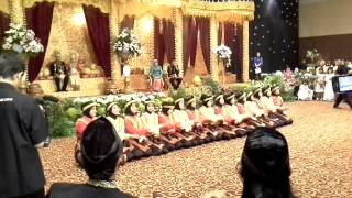 Saman Dance from Indonesia.mp4