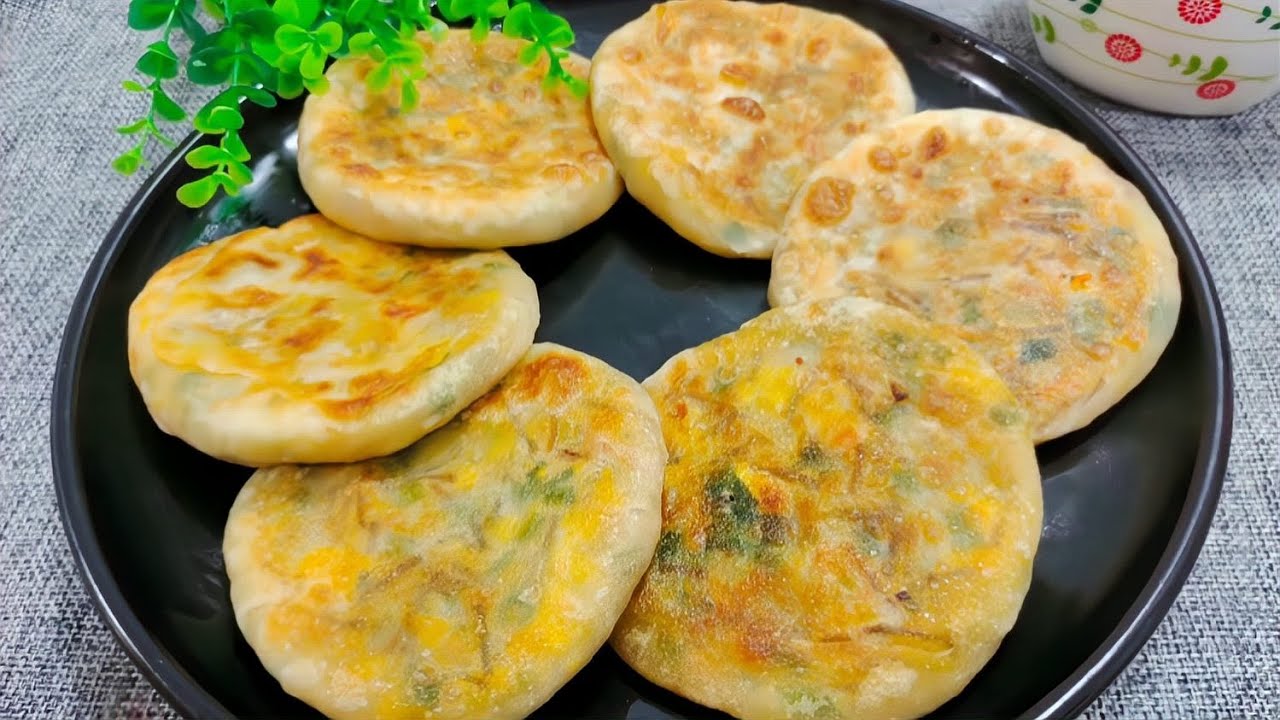 夏日薄皮饼 不发面不擀皮，薄皮软糯 #馅饼 #不发面 #薄皮 #夏天美食 #软糯好吃