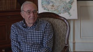 Waco legend Carey Hobbs shares life story in new memoir 'Piloting Life'