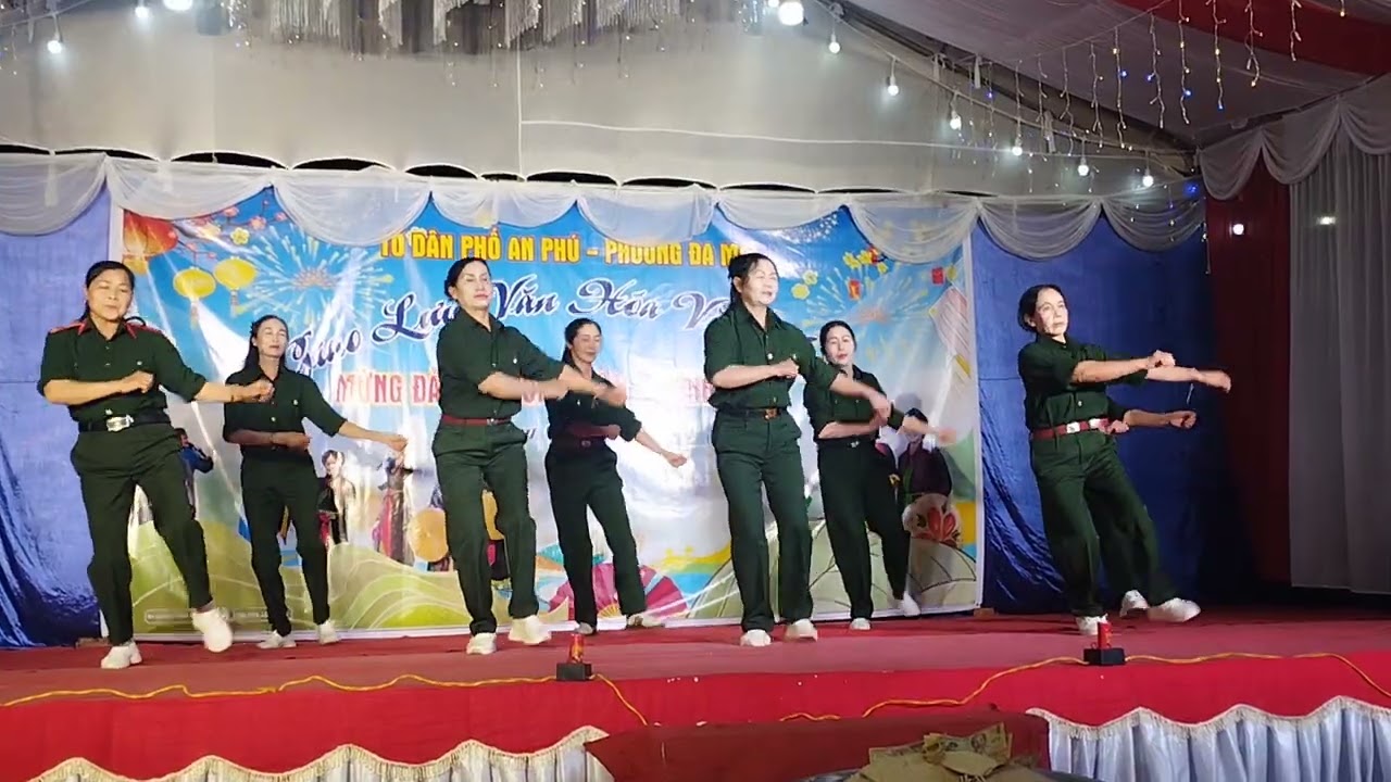 Nhảy rừng xanh vang Tiếng ta lư 