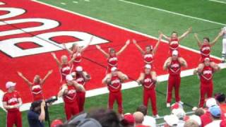 Ohio State Buckeyes-Cheerleaders cheering(=