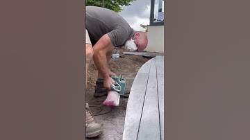 Curved Garden Deck finished in composite decking…. 👌🏼#deck #decking #garden #carpentry