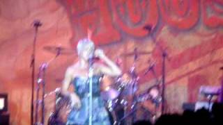 P!nk - One foot wrong Live