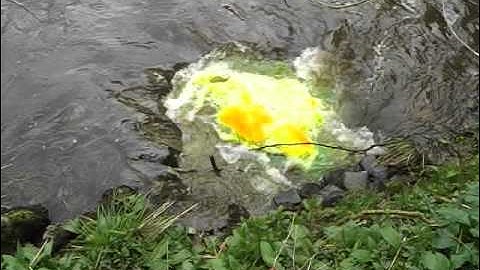 Water tracing at Proband Pot near Redhurst Swallet.