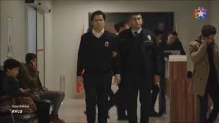 Sezgin Kuşcu Avlu Beni Bul Anne