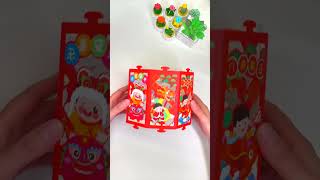 The Year of the Dragon projection lanterns are here. Children can assemble them_Edited