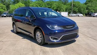 chrysler pacifica orange