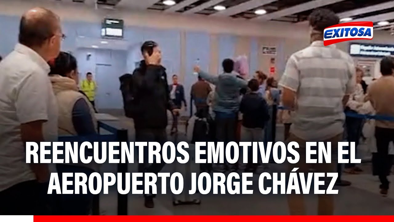 🔴🔵 Reencuentros emotivos en el aeropuerto Jorge Chávez a vísperas de celebrar la Navidad