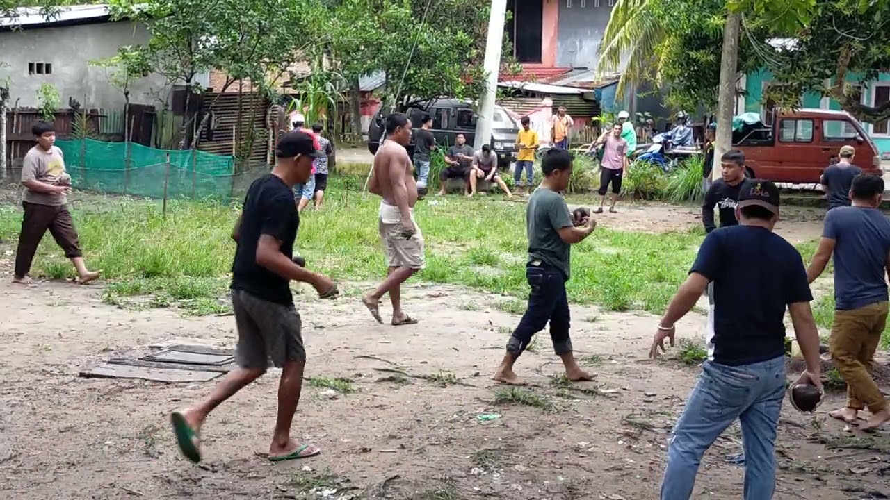 MAJENE  vs TABONE ungdangan persahabatan  habis hujan rela main becekan beginilah jadinya