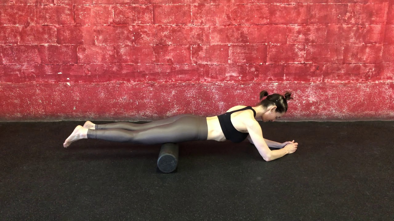 Foam roll: quads lifestyle fitness