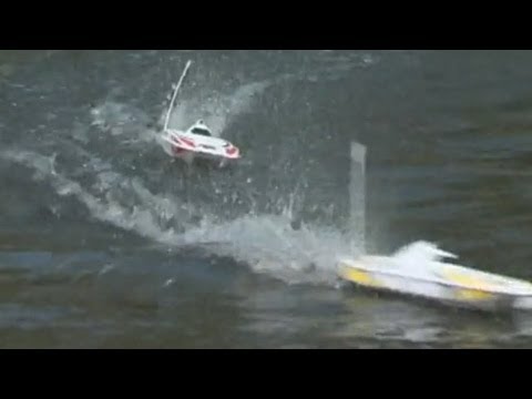 Spotlight: AquaCraft Mini Wildcat Catamaran RTR RC Boat 