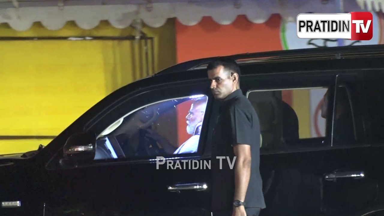 ଆସିଲେ ମୋଦି, ଲାଗିଛି ଜଗନ୍ନାଥଙ୍କ ଡୋରୀ। PM Modi in Bhubaneswar for Puri LS Constituency Roadshow.