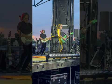 Todd Rundgren 13 Seconds Of I Think You Know June 26 2025 Pennsauken Nj Todd Rundgren 13 Seconds Of I Think You Know June 26 2025 Pennsauken Nj