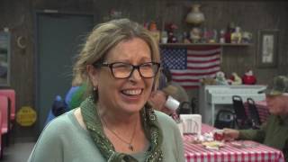 Country Junction Restaurant | Tennessee Crossroads | Episode 3051.2