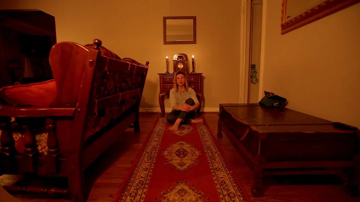 Janet Simpson - "Slip" (Official Video)