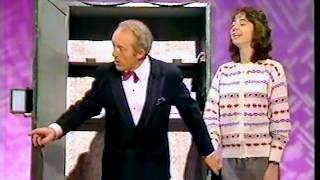 Paul Daniels  An unusual illusion with blades