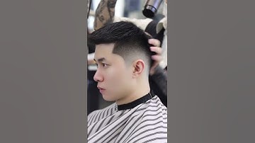 Short quiff #barber #tocnamdep #hairstyle #xuhuong #lamdep #haircut #taokieutocnam #taokieutoc