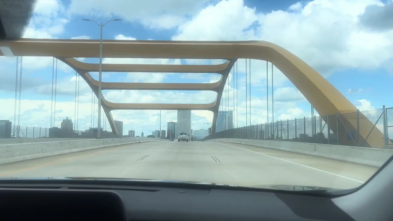 Milwaukee - Cudahy - Interstate 794 North To N Lincoln Memorial Dr.