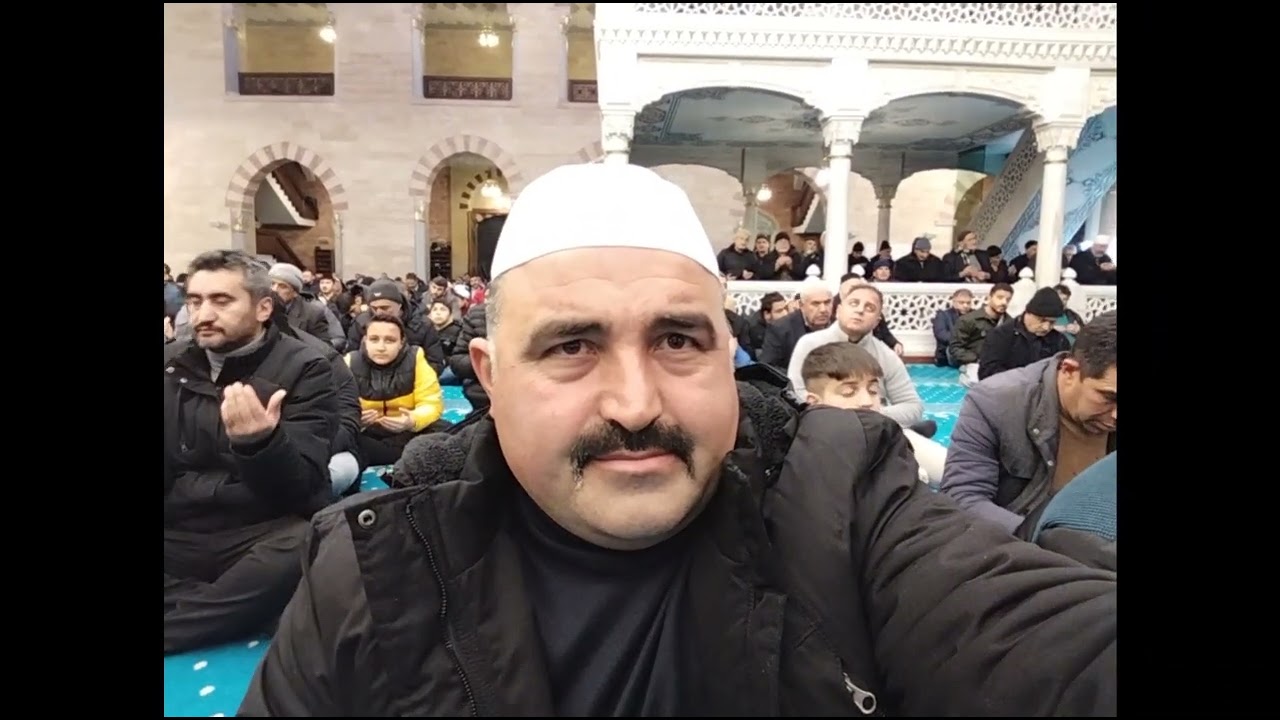 Miraç Kandil gecesi Abdülhamid Han Camii mevlüt programı... 