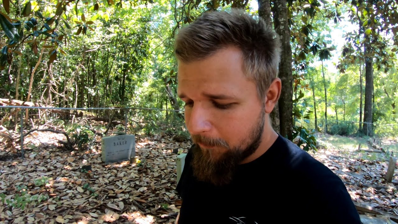 A Haunted Alabama Cemetery | Local Legend Visited