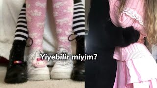 °•wlw hayal et~^yiyebilir miyim?^~ LES Smut (3/4)