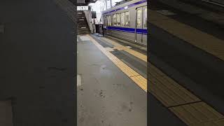 上高地線2100系発車