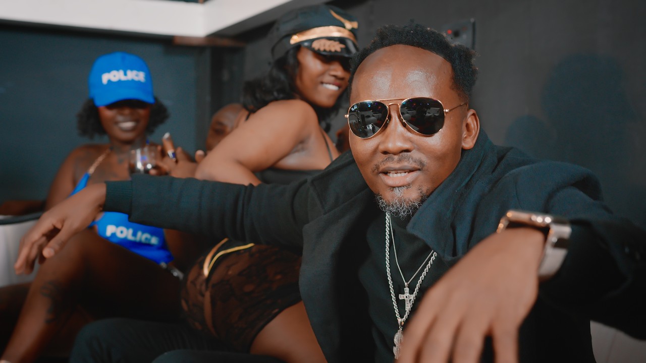 ALEX KASAU KATOMBI-WIKEND(CLEAN VIDEO)