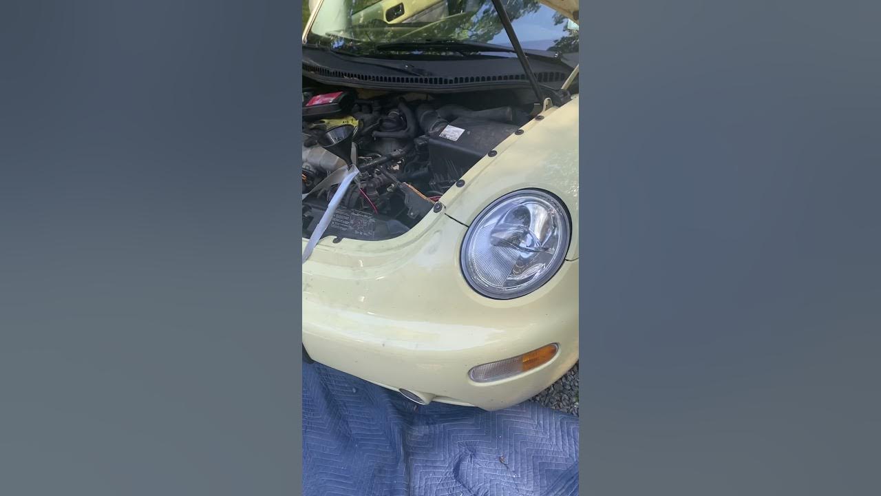2004 Volkswagen Beetle transmission fluid change - YouTube