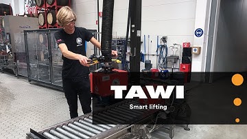 Box lifting with vacuum lifter at Jopen brewery