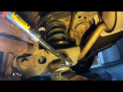 Replace Rear Struts - Honda Pilot 2011 - YouTube