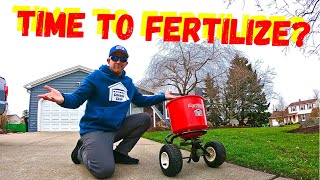 WHEN ARE THE BEST TIMES TO FERTILIZE YOUR LAWN?